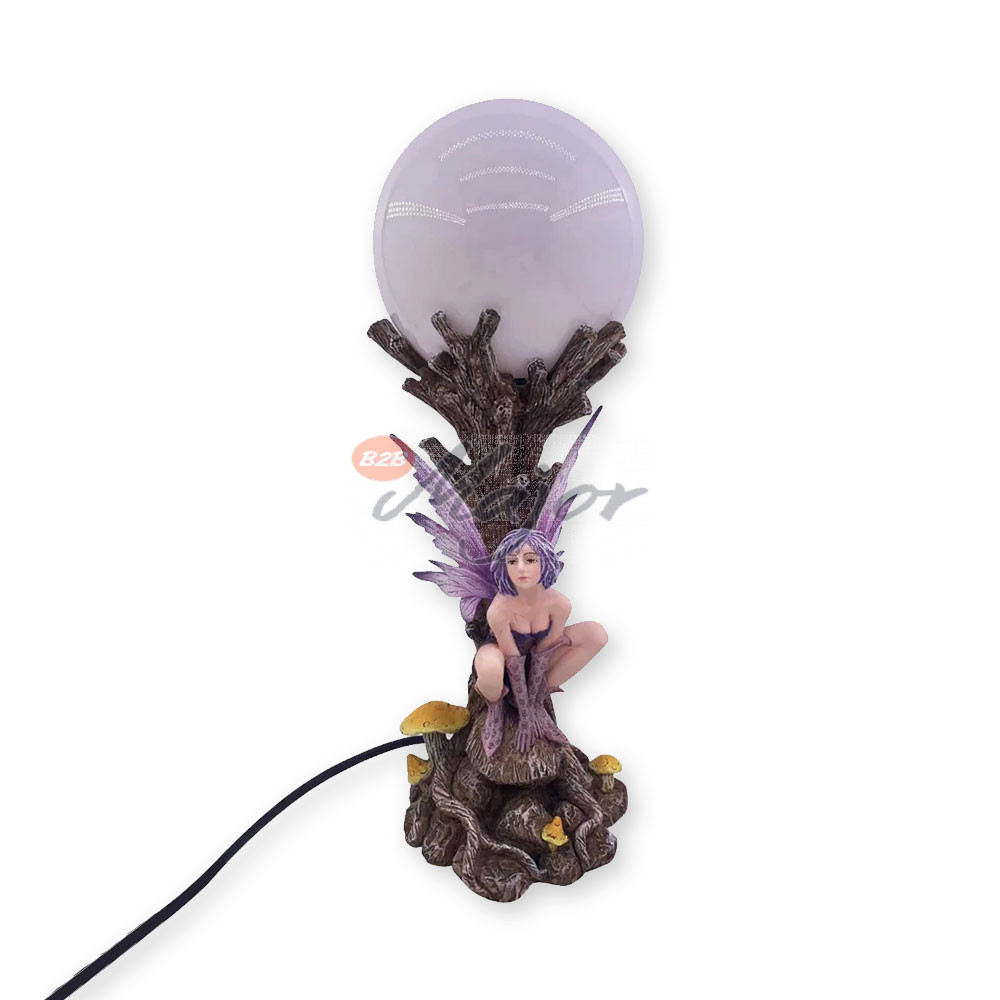 Fata con Lampada